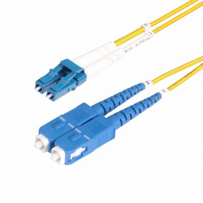 StarTech.com Câble Fibre Optique de 1m Duplex Monomode LC vers SC(UPC) OS2, 9/125µm, 100G, Cordon Fibre Optique, Insensible à la Courbure, Faible Perte d'Insertion, Cordon Patch Fibre LSZH