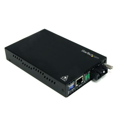 StarTech.com Convertisseur Ethernet sur Fibre Optique MonoMode SC - 10/100Mb/s - 30km