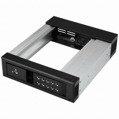 StarTech.com Rack disque dur 5,25" vers 3,5" avec échange à chaud - Backplane HDD / SSD SATA/SAS 3,5" - Sans tiroir - Aluminium